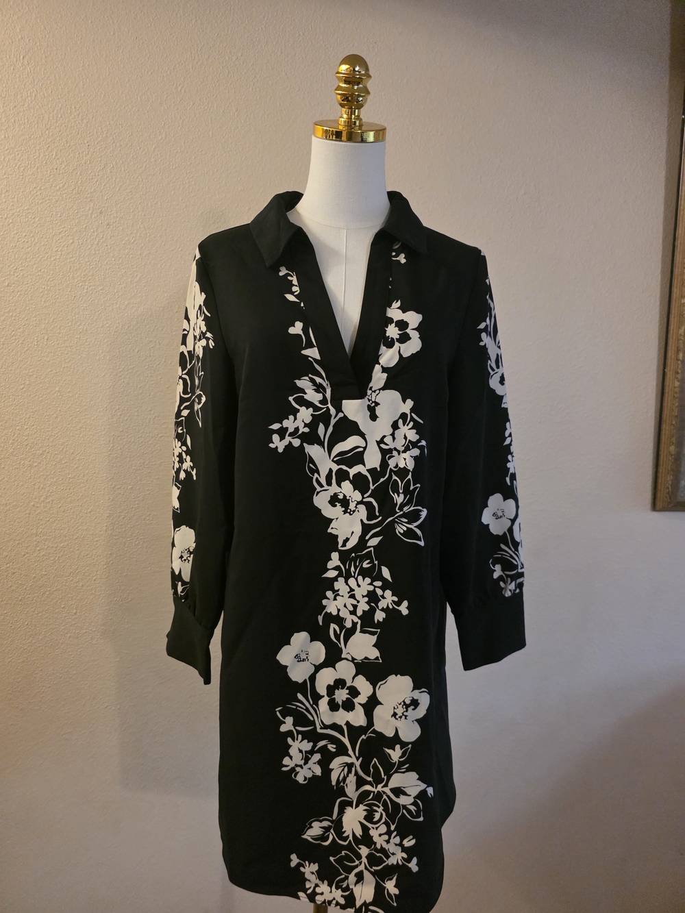 Zara Women's M Black White Floral Popover Collared Long Sleeve Mini Dress